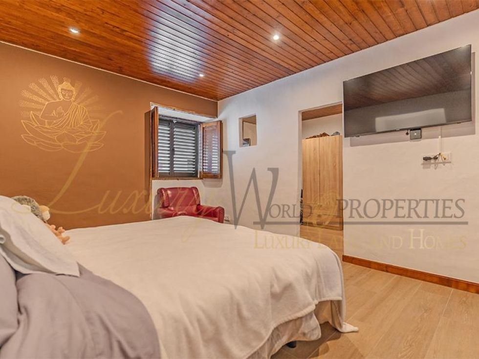 Villa for sale in  Chío, Spain - LWP4780 Casa en Chio