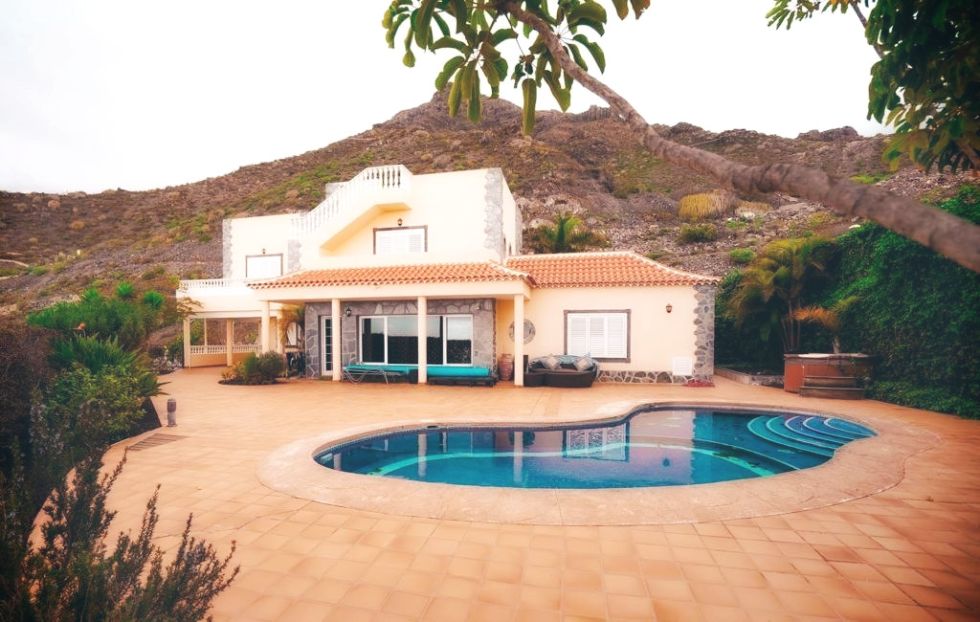 Villa for sale in  Costa Adeje, Spain - 044961