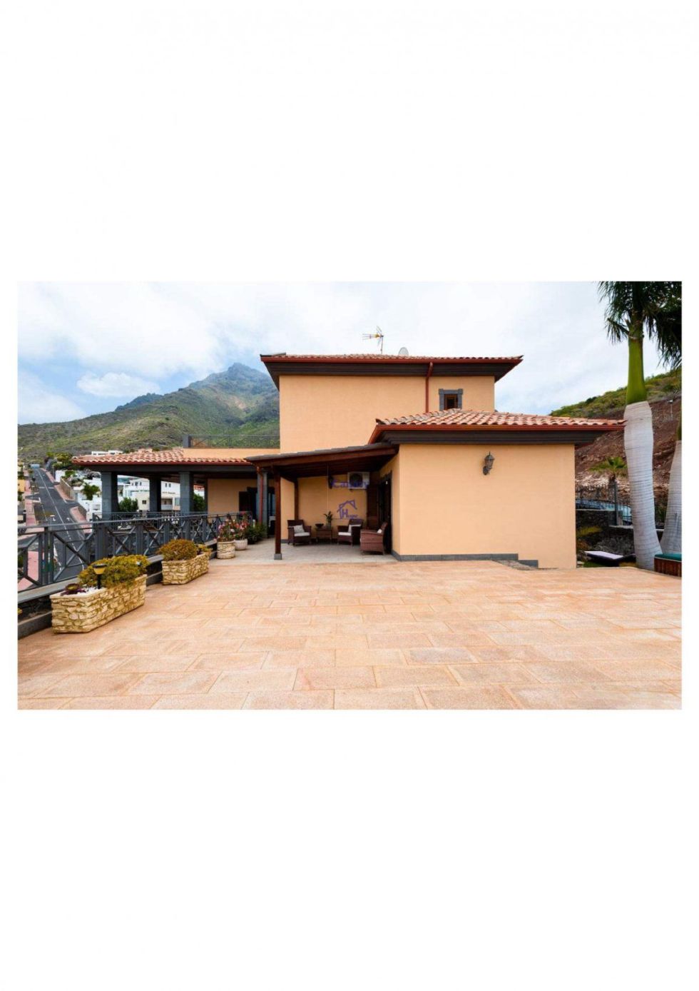 Villa for sale in  Costa Adeje, Spain - 049121
