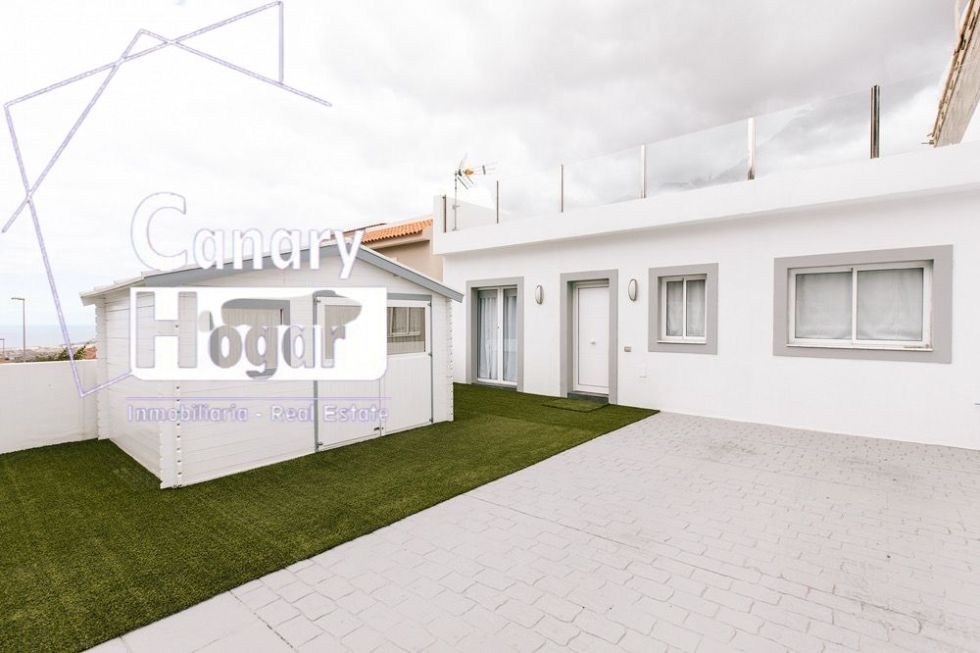 Villa for sale in  Costa Adeje, Spain - 053761