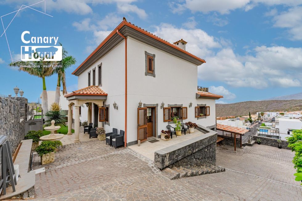 Villa for sale in  Costa Adeje, Spain - 054161