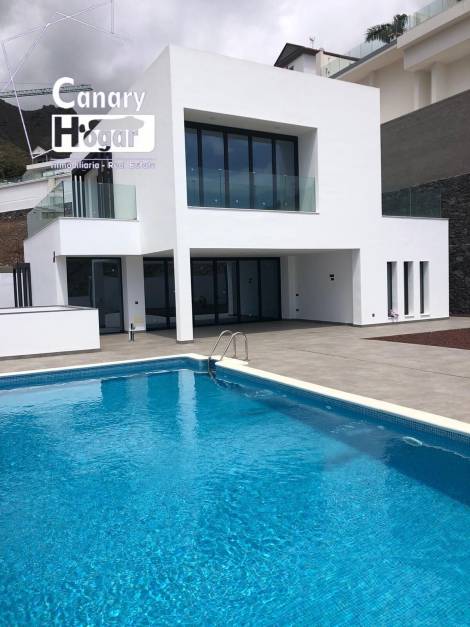 Villa for sale in  Costa Adeje, Spain - 056721