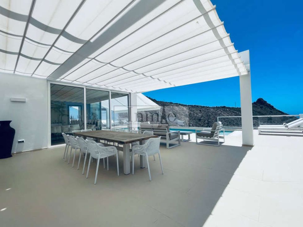 Villa for sale in  Costa Adeje, Spain - 392320
