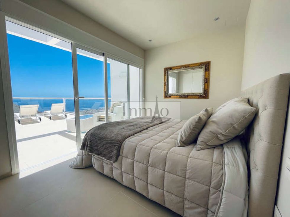 Villa for sale in  Costa Adeje, Spain - 392320