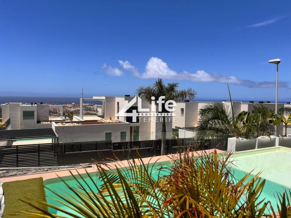 Villa for sale in  Costa Adeje, Spain - AG-290125