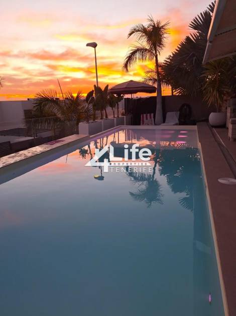 Villa for sale in  Costa Adeje, Spain - AG-290125