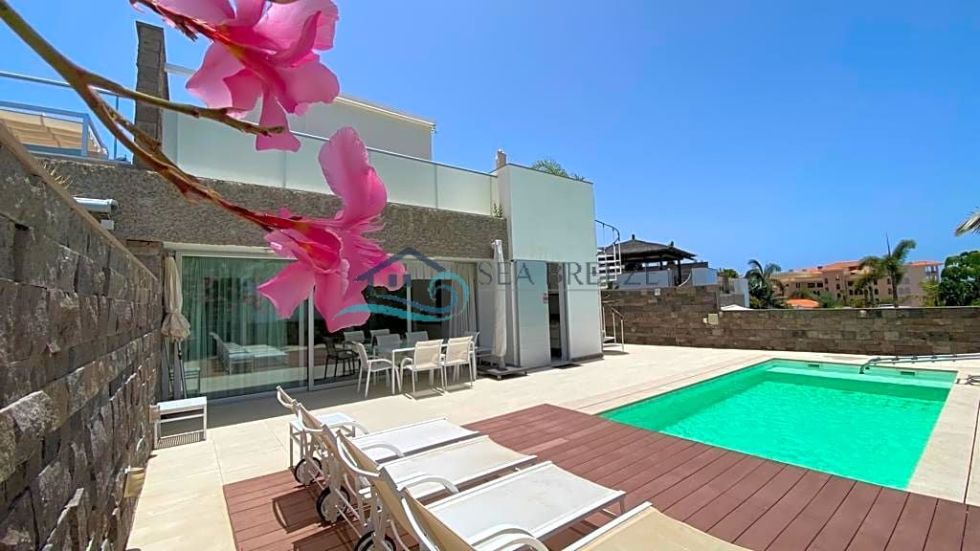 Villa for sale in  Adeje, Spain - BES257