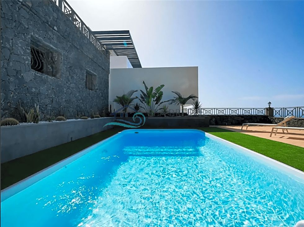 Villa for sale in  Costa Adeje, Spain - BES265