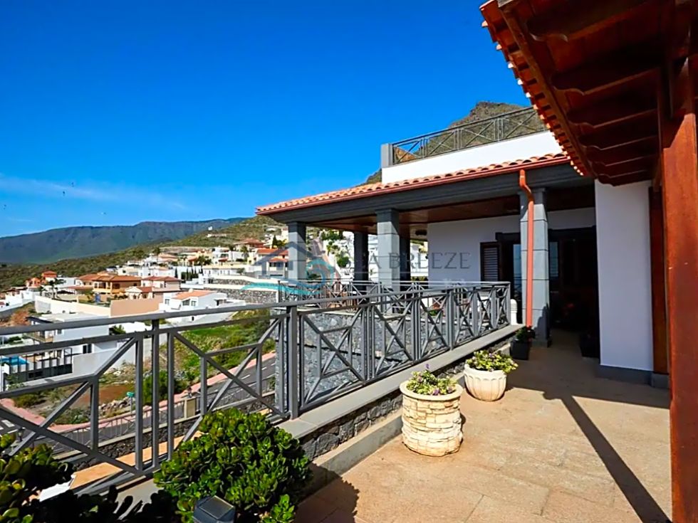 Villa for sale in  Costa Adeje, Spain - BES265