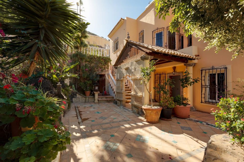 Villa for sale in  Costa Adeje, Spain - C2366