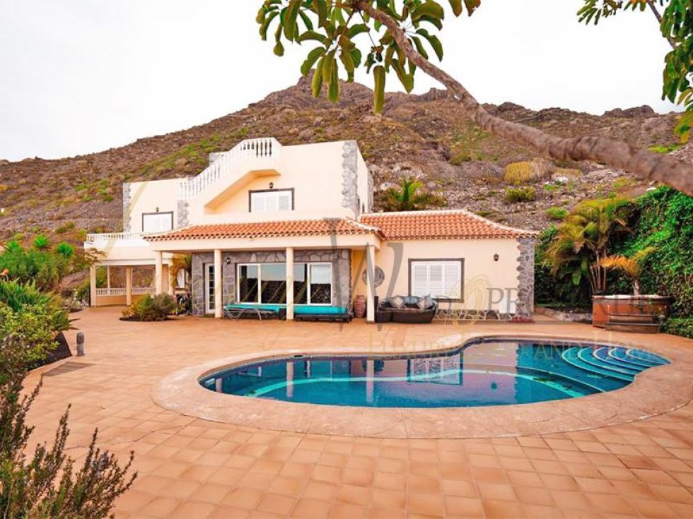 Villa for sale in  Costa Adeje, Spain - LWP3098 Villa en Roque del Conde
