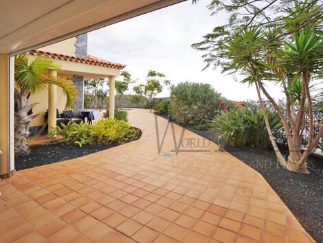 Villa for sale in  Costa Adeje, Spain - LWP3098 Villa en Roque del Conde