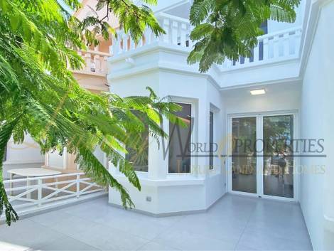 Villa for sale in  Lagos de Fañabé Beach Resort, Playa de Fañabe, Španělsko - LWP4265 Lagos de Fanabe - Costa Adeje