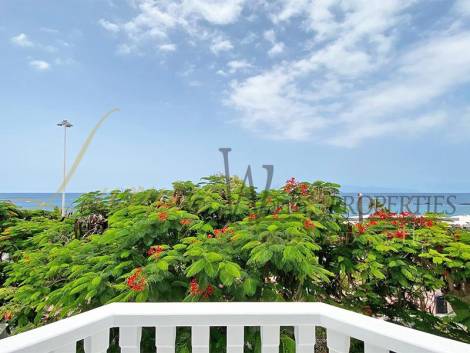 Villa for sale in  Lagos de Fañabé Beach Resort, Playa de Fañabe, Španělsko - LWP4265 Lagos de Fanabe - Costa Adeje