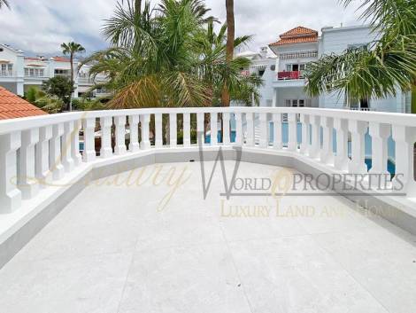 Villa for sale in  Lagos de Fañabé Beach Resort, Playa de Fañabe, Španělsko - LWP4265 Lagos de Fanabe - Costa Adeje