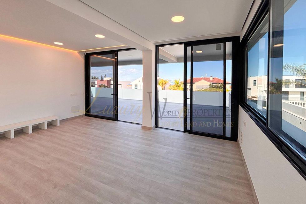 Villa for sale in  Costa Adeje, Spain - LWP4958 Villa en El Madronal