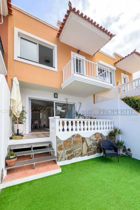 Villa for sale in  Costa Adeje, Spain - LWP4995L Adosado en Roque del Conde (L)