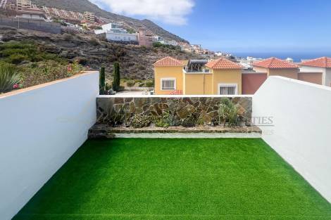 Villa for sale in  Costa Adeje, Spain - LWP4995L Adosado en Roque del Conde (L)