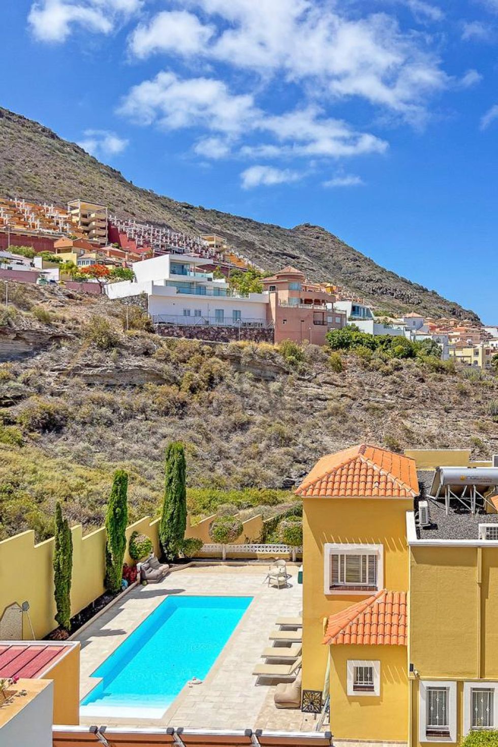 Villa for sale in  Costa Adeje, Spain - LWP4995L Adosado en Roque del Conde (L)