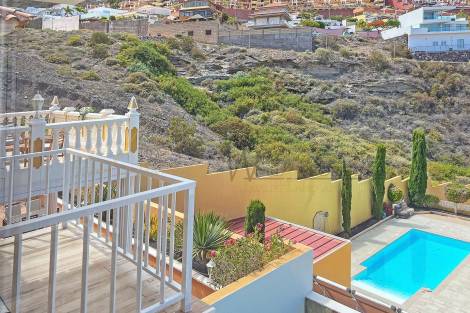 Villa for sale in  Costa Adeje, Spain - LWP4995L Adosado en Roque del Conde (L)
