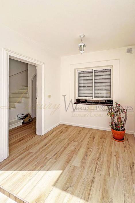 Villa for sale in  Costa Adeje, Spain - LWP4995L Adosado en Roque del Conde (L)