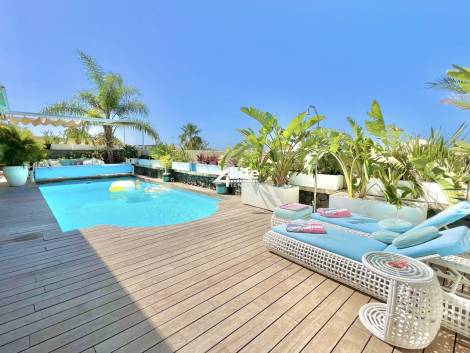 Villa for sale in  Costa Adeje, Spain - MT-2203231