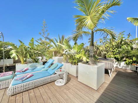 Villa for sale in  Costa Adeje, Spain - MT-2203231