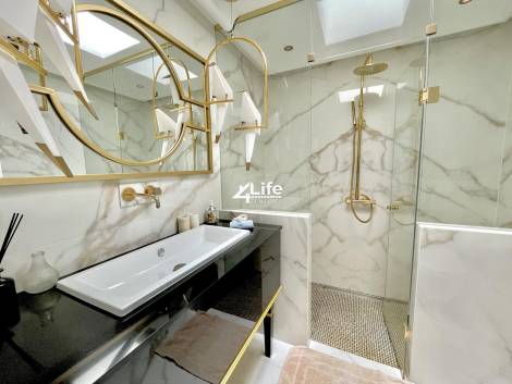 Villa for sale in  Costa Adeje, Spain - MT-2203231