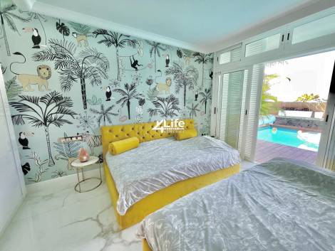 Villa for sale in  Costa Adeje, Spain - MT-2203231