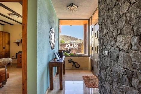Villa for sale in  Costa Adeje, Spain - MT-2204242
