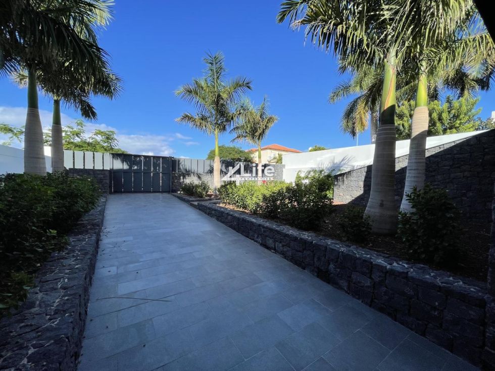 Villa for sale in  Costa Adeje, Spain - NM-14031
