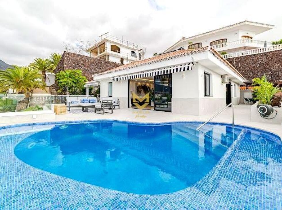 Villa for sale in  Costa Adeje, Spain - P00029