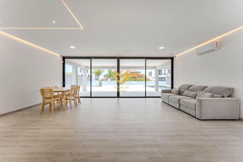 Villa for sale in  Costa Adeje, Spain - P00033