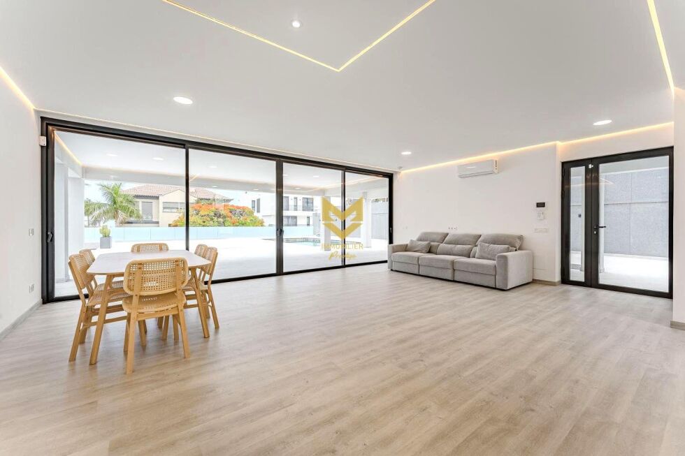 Villa for sale in  Costa Adeje, Spain - P00033