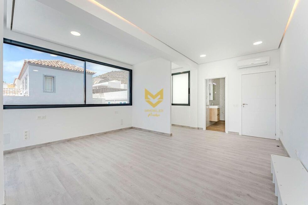 Villa for sale in  Costa Adeje, Spain - P00033