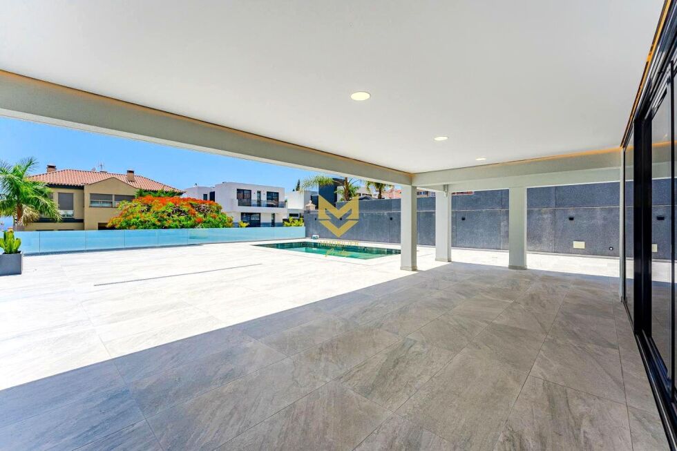 Villa for sale in  Costa Adeje, Spain - P00033