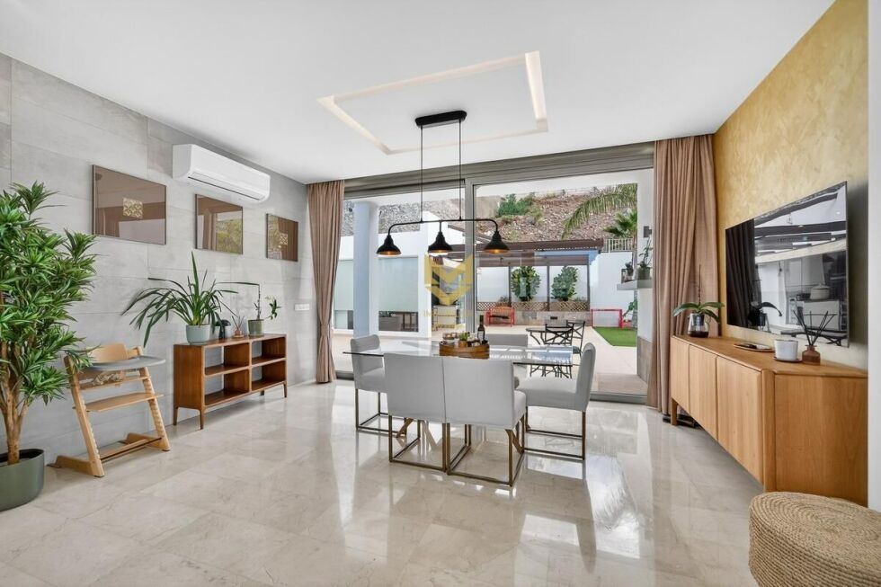 Villa for sale in  Costa Adeje, Spain - P00054