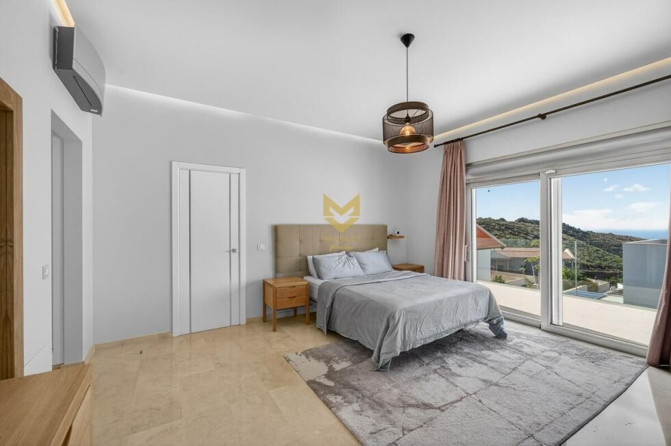 Villa for sale in  Costa Adeje, Spain - P00054