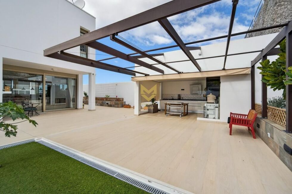 Villa for sale in  Costa Adeje, Spain - P00054