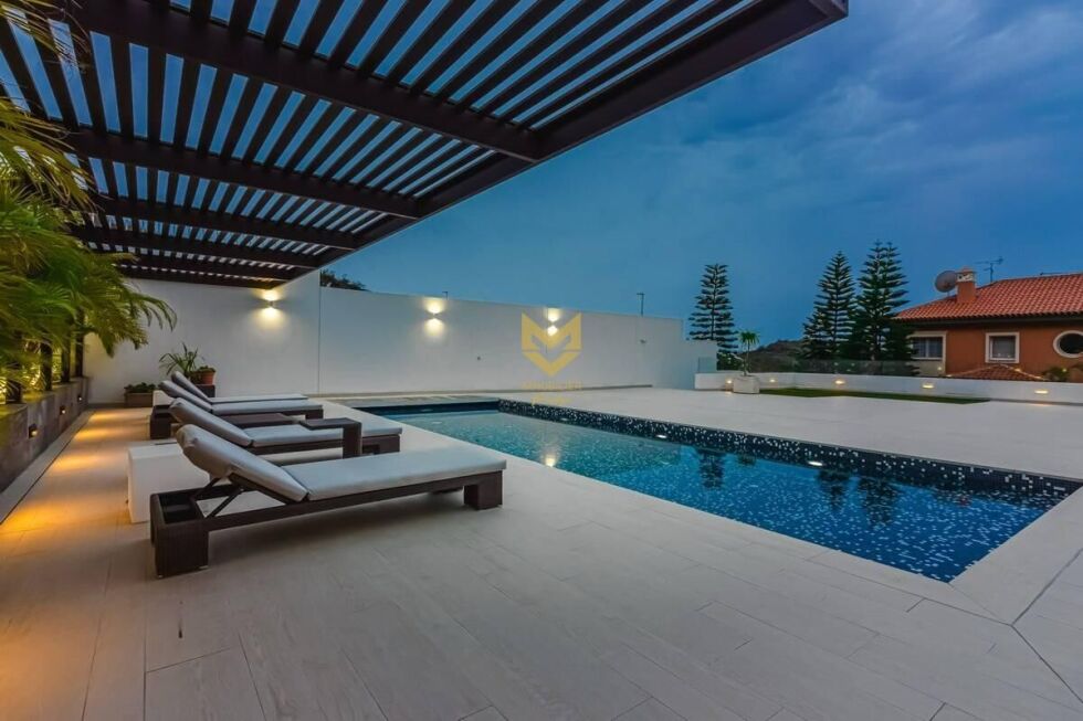 Villa for sale in  Costa Adeje, Spain - P00054