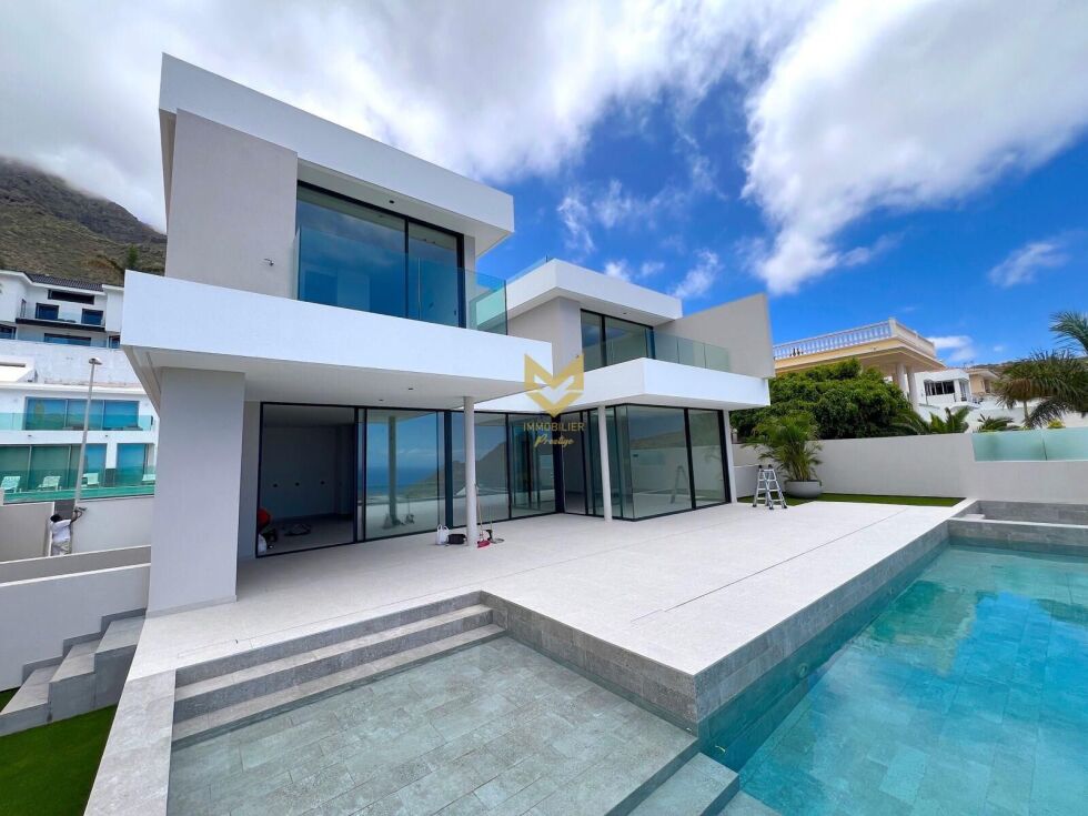 Villa for sale in  Costa Adeje, Spain - P00060