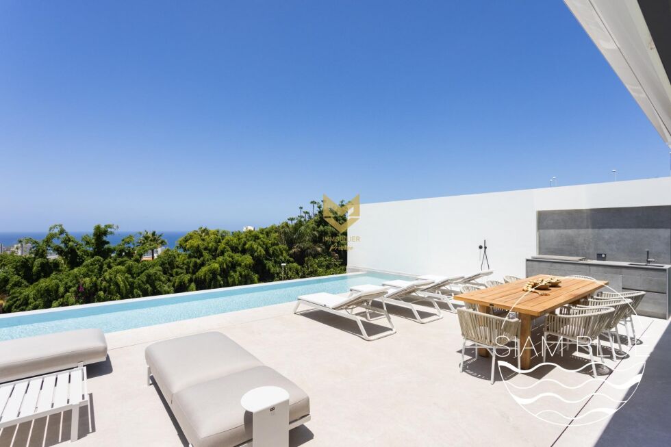Villa for sale in  Costa Adeje, Spain - P00061