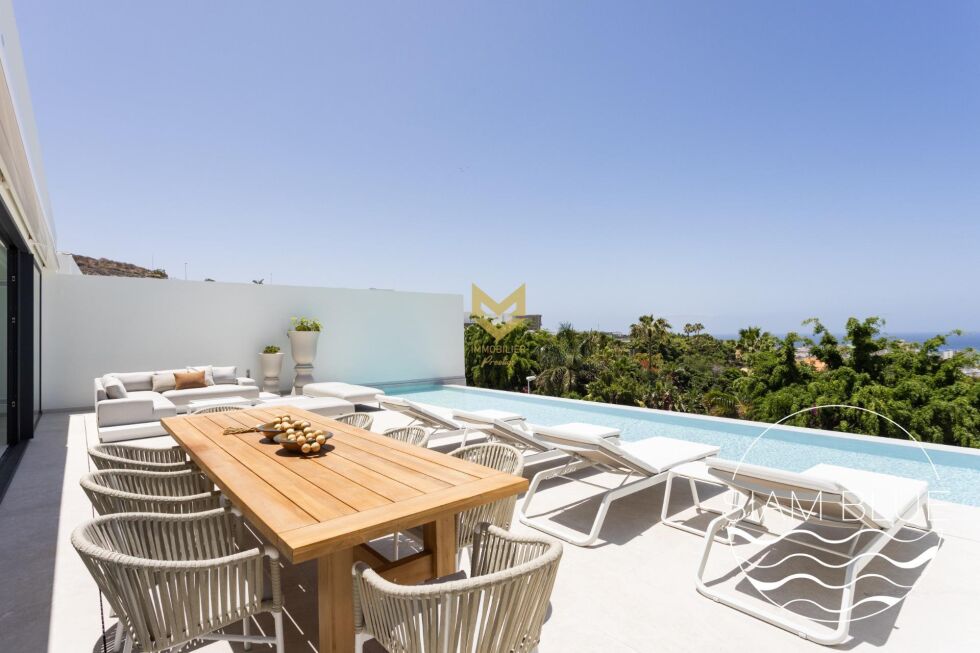 Villa for sale in  Costa Adeje, Spain - P00061