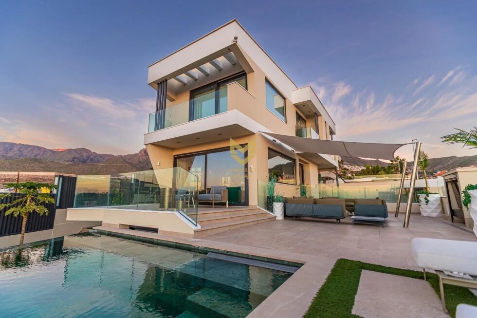 Villa for sale in  Costa Adeje, Spain - P00068