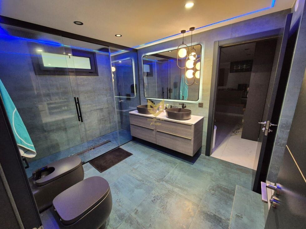 Villa for sale in  Costa Adeje, Spain - P00068