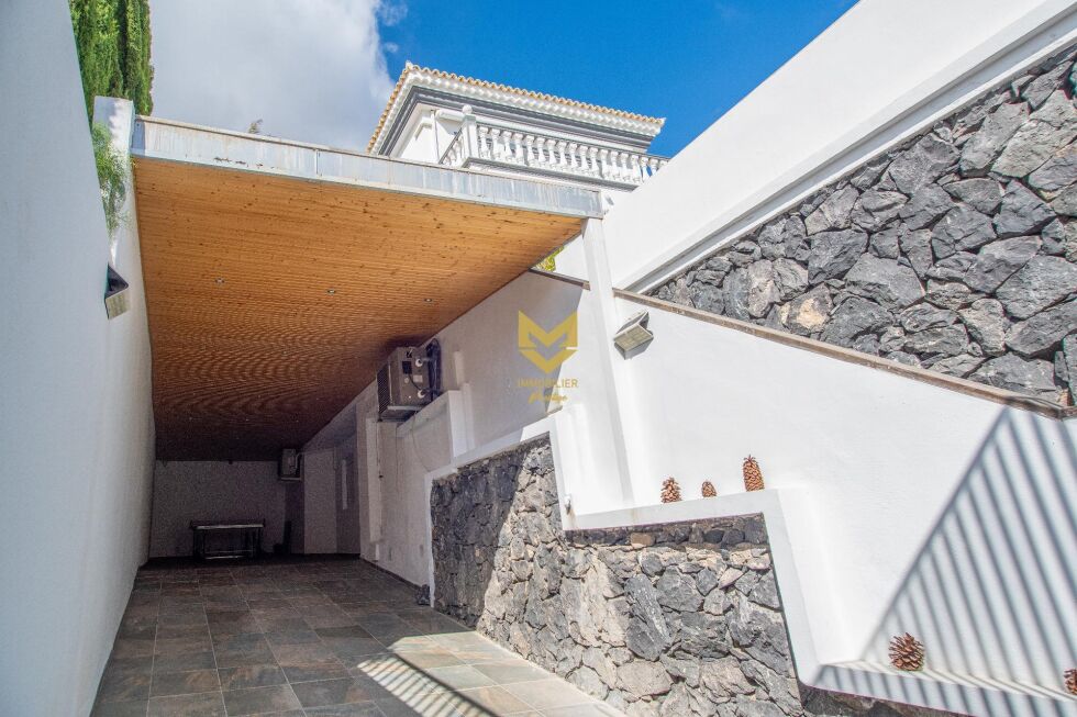 Villa for sale in  Costa Adeje, Spain - P00069