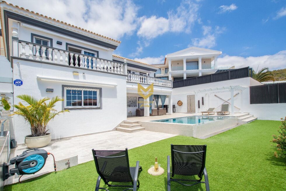 Villa for sale in  Costa Adeje, Spain - P00069
