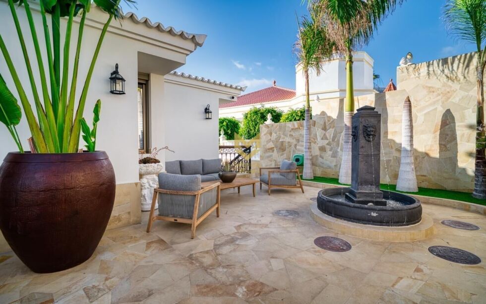 Villa for sale in  Costa Adeje, Spain - P00093