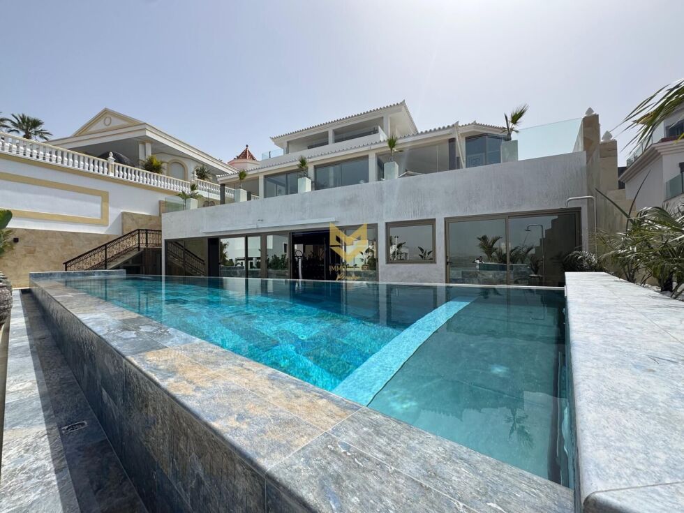 Villa for sale in  Costa Adeje, Spain - P00093