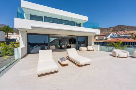 Villa for sale in  Costa Adeje, Spain - P2408
